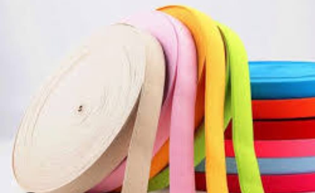Elastic tape